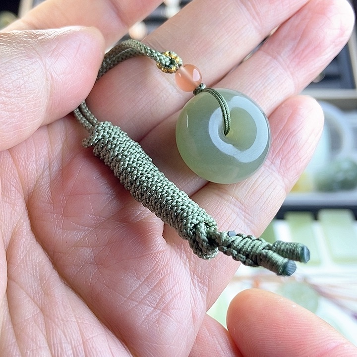 和田玉吊坠(不含链)未镶嵌