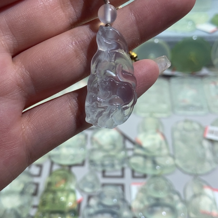 【闪购商品】蛇纹石玉颈饰未镶嵌