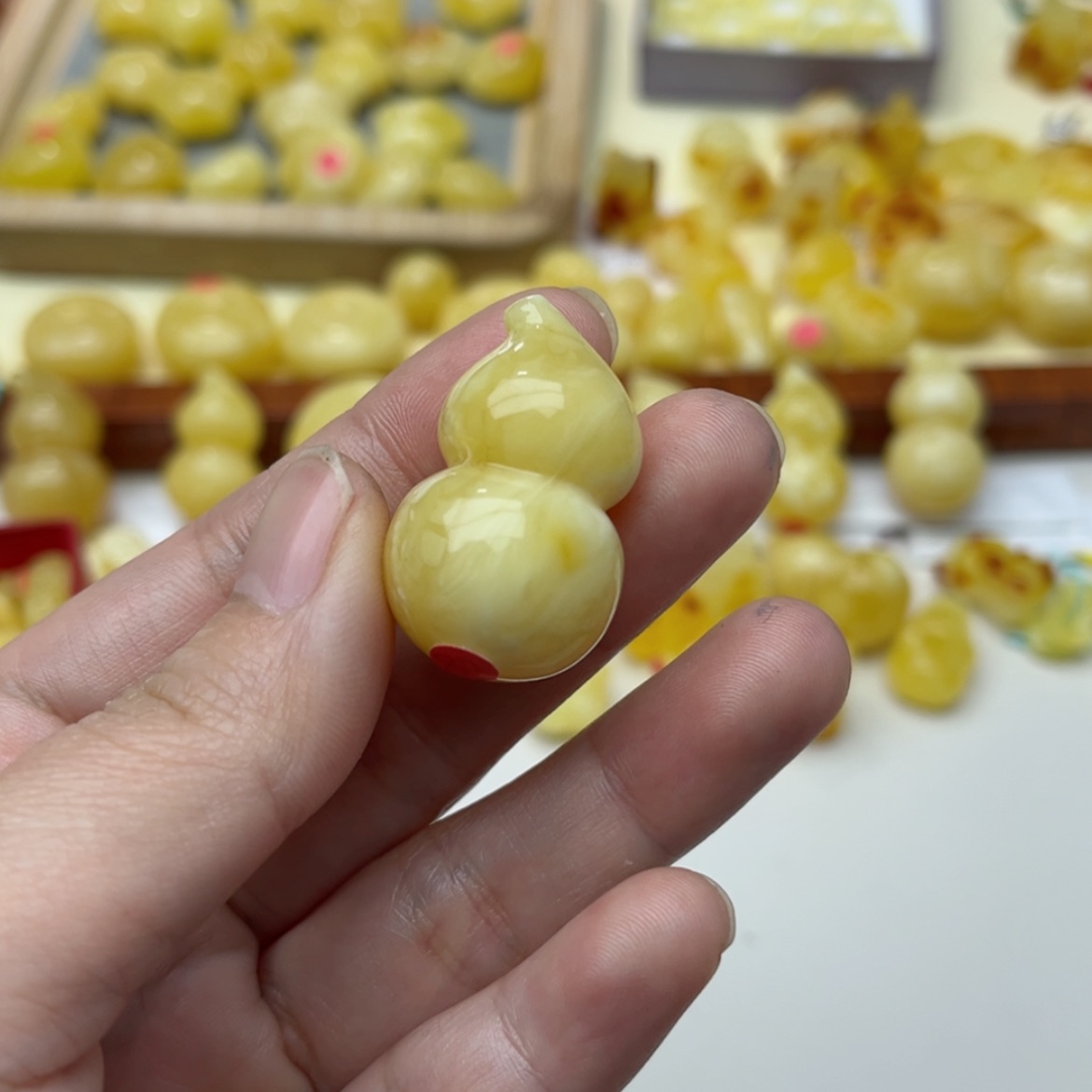 【闪购商品】蜜蜡裸石未镶嵌定制