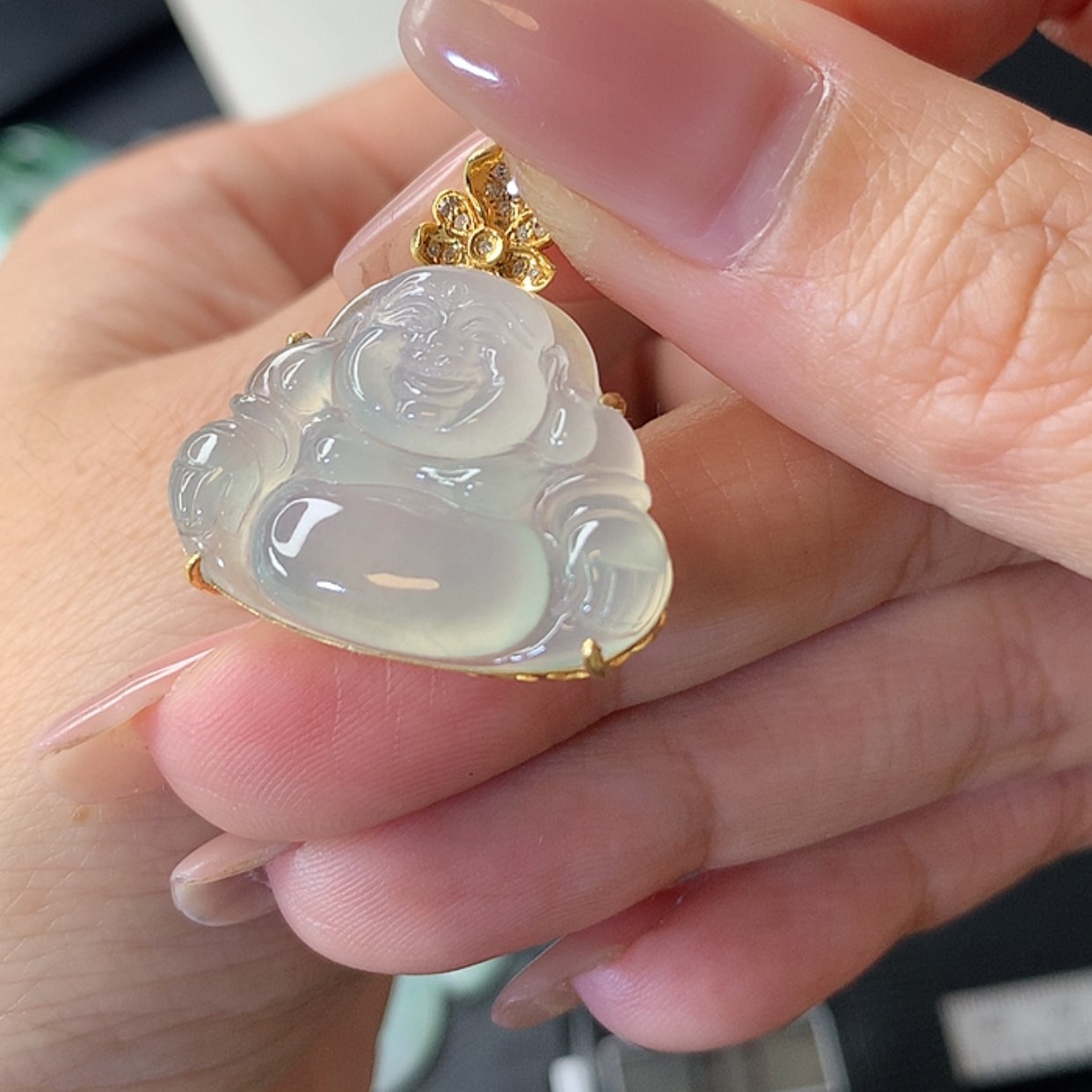 【闪购商品】翡翠吊坠(赠链)18K金镶嵌