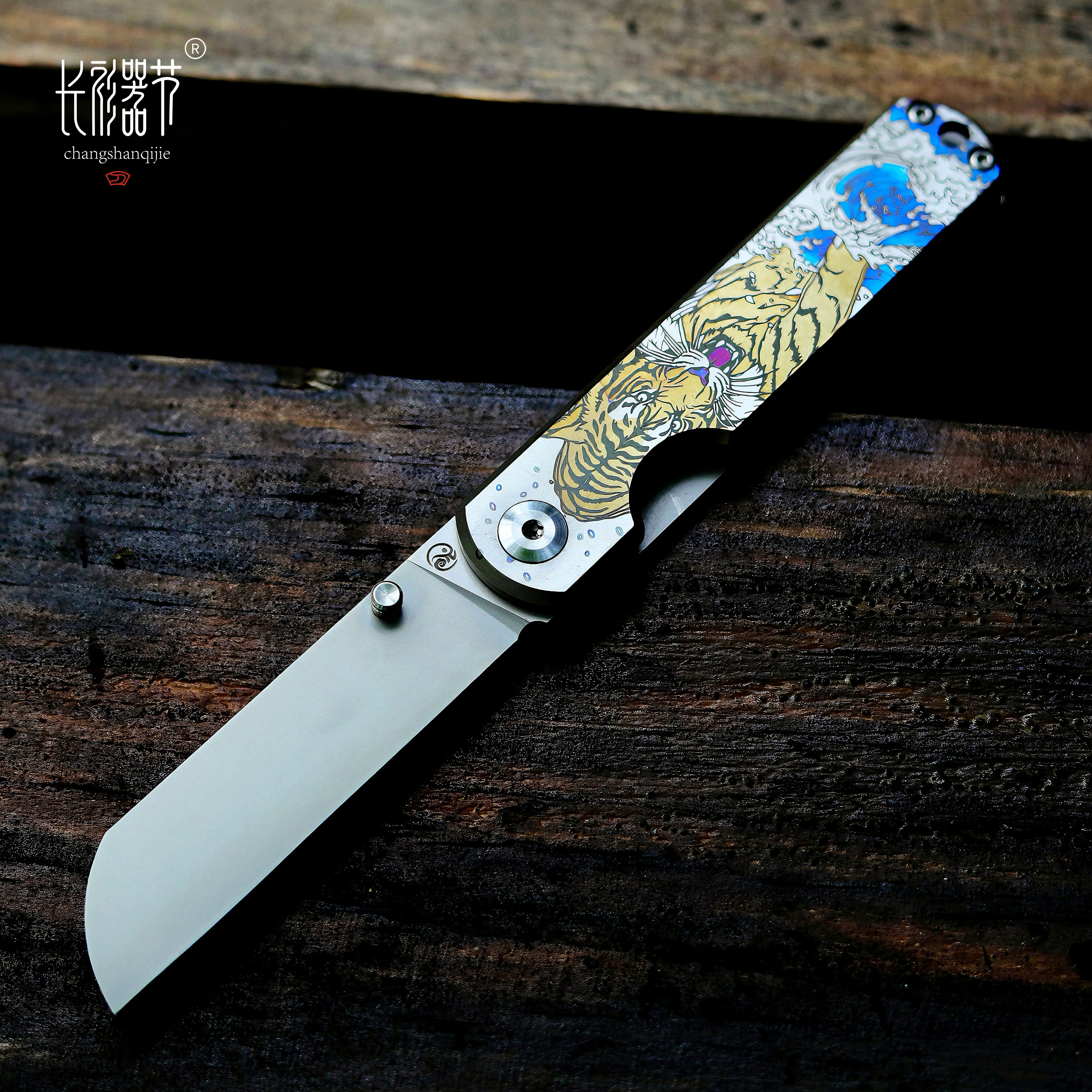 C4N5虎贲归来霸气铅笔刀推刀纽快开原创和谐小刀开快递刀雕刻老虎