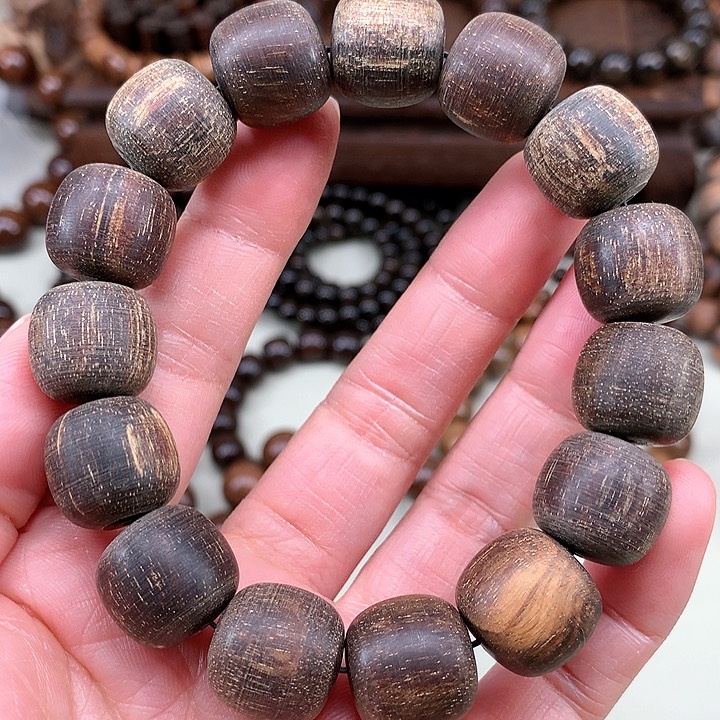 【闪购商品】贡木其他15*16黑油虎珀粗磨