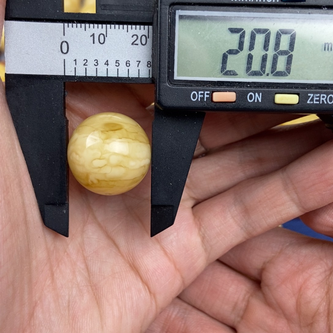 裸石琥珀未镶嵌蜜蜡20.8