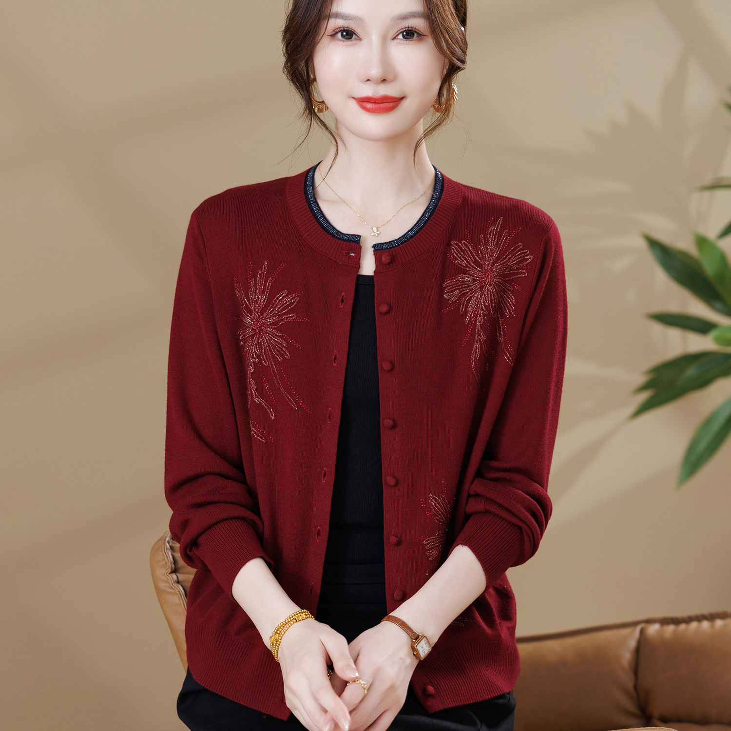 时尚休闲妈妈装针织衫女开衫2025年秋装新款上衣百搭中老年人外套