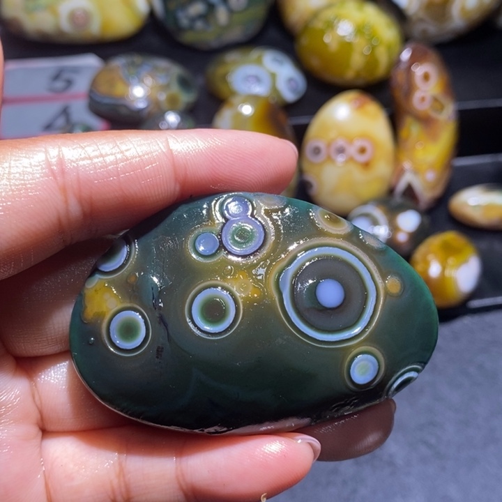 玛瑙/玉髓未镶嵌珠宝奇石14