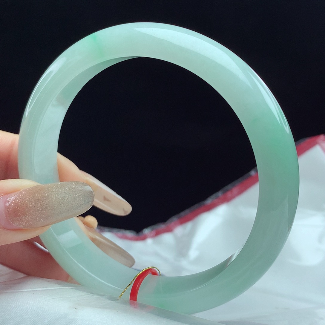 翡翠手镯未镶嵌60圈4032