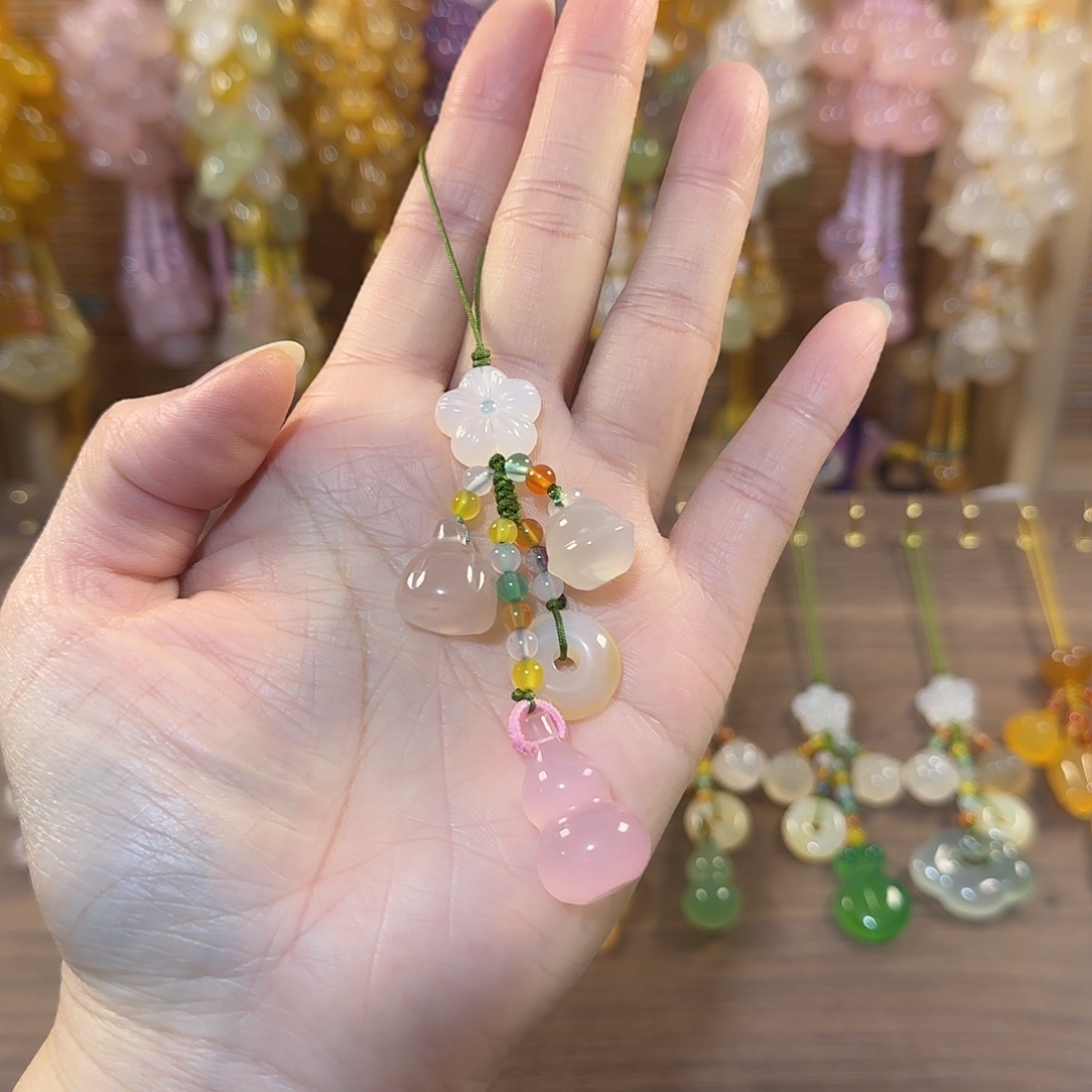 玛瑙/玉髓未镶嵌手机挂件