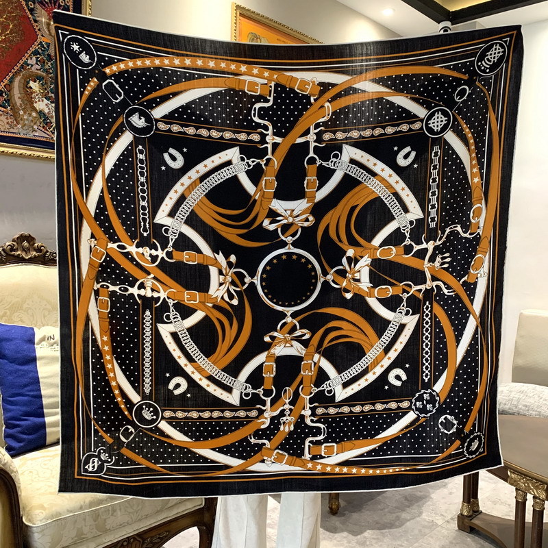 清晨漫步！气质丝毛围巾女冬季轻奢真丝羊毛大方巾保暖多功能披肩