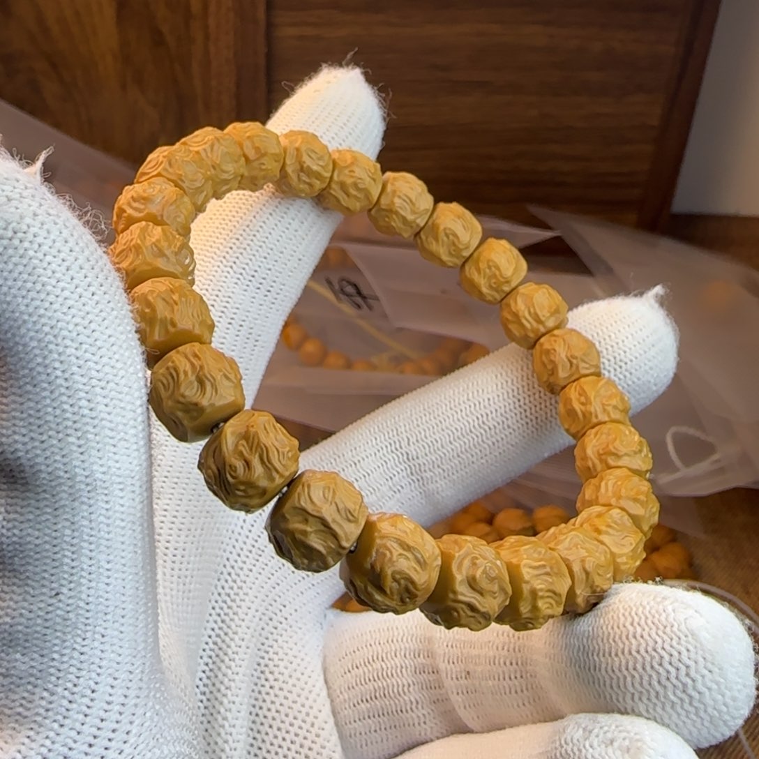 猴头核桃吊坠10龙蛇