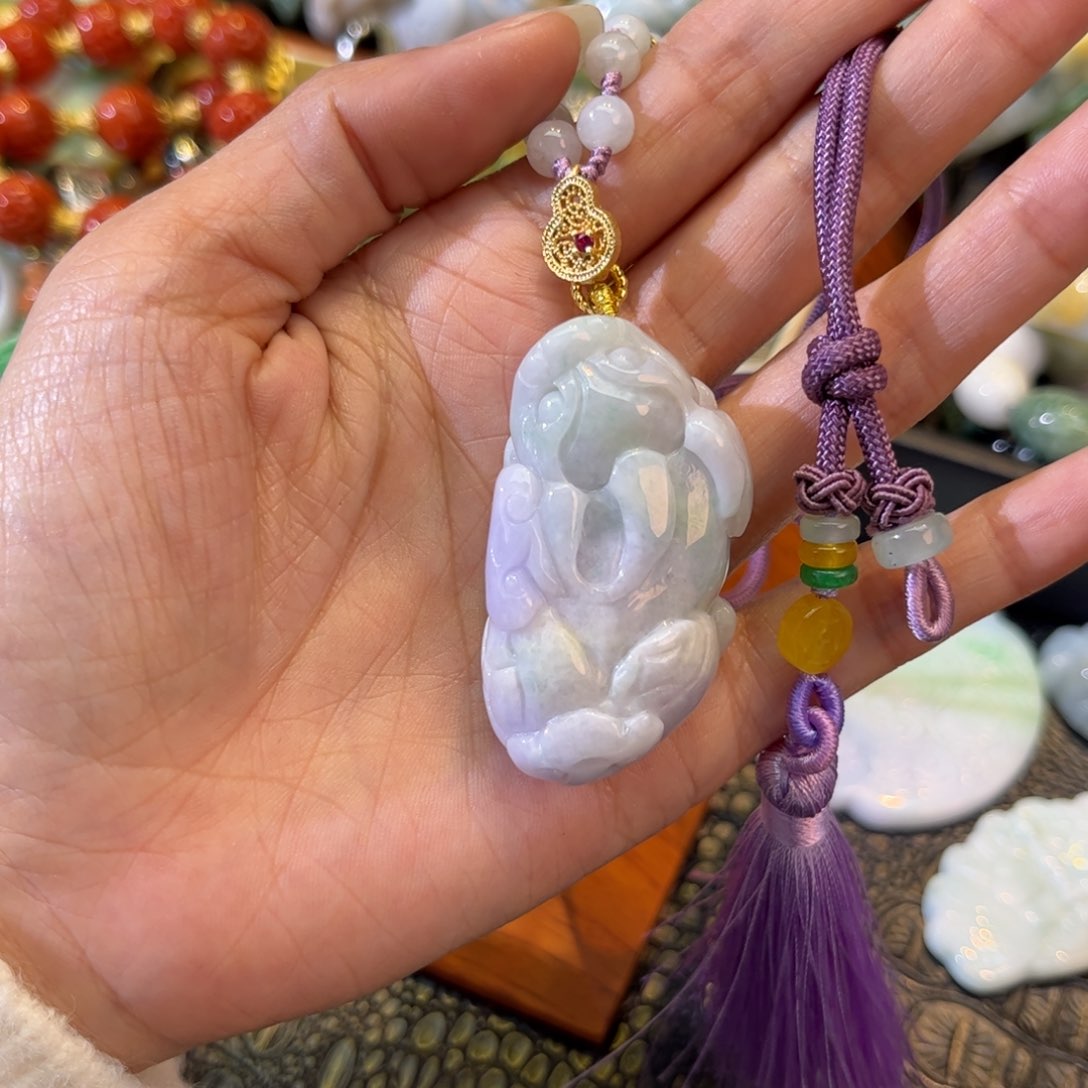 翡翠颈饰未镶嵌待编款