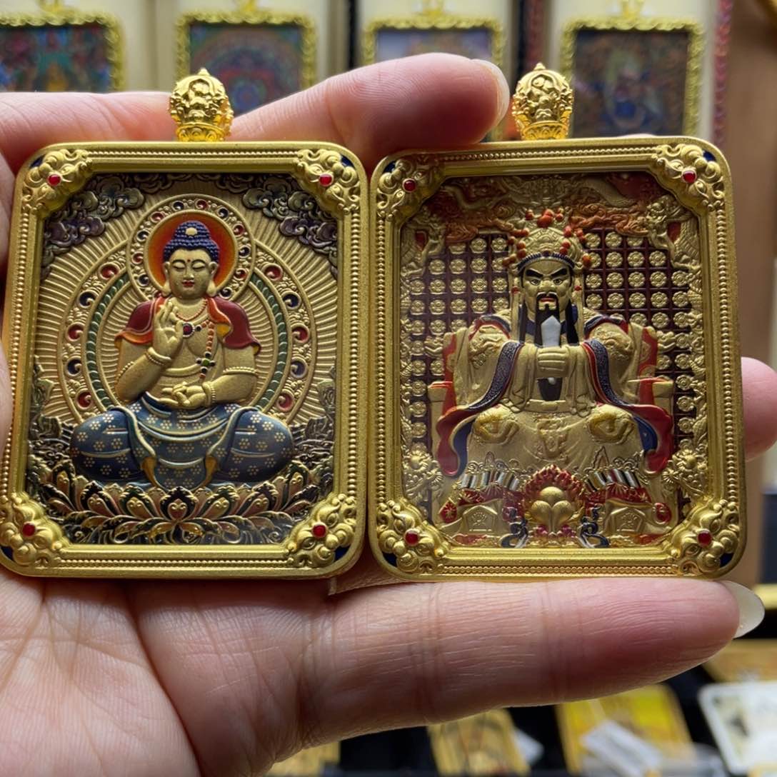 吊坠灿**容唐卡一步到位后又在新