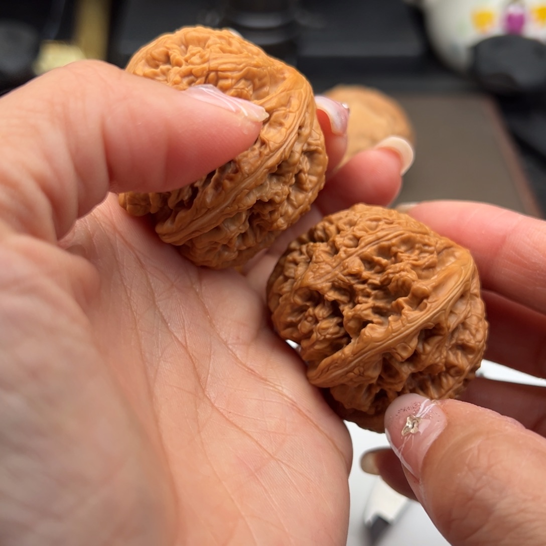 文玩核桃把件粗筋44