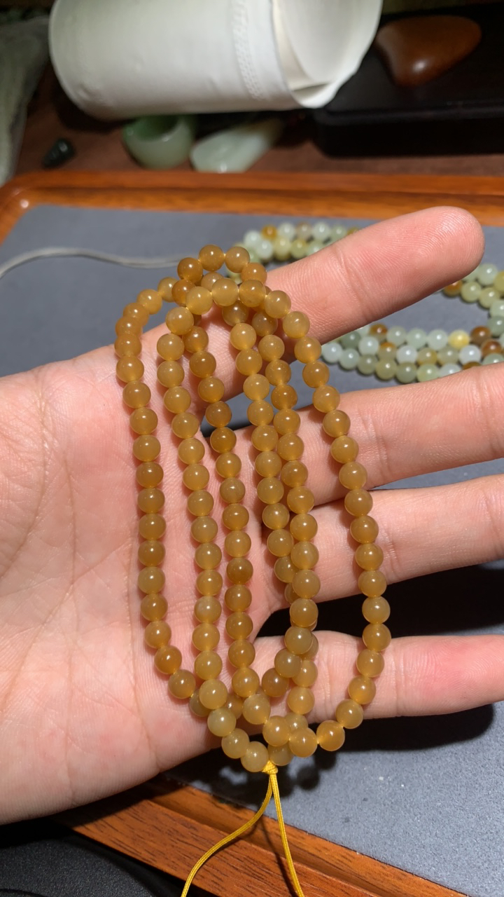 新疆和田玉精工单圈手串