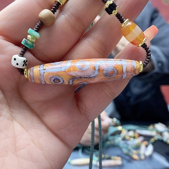 玛瑙/玉髓颈饰合金