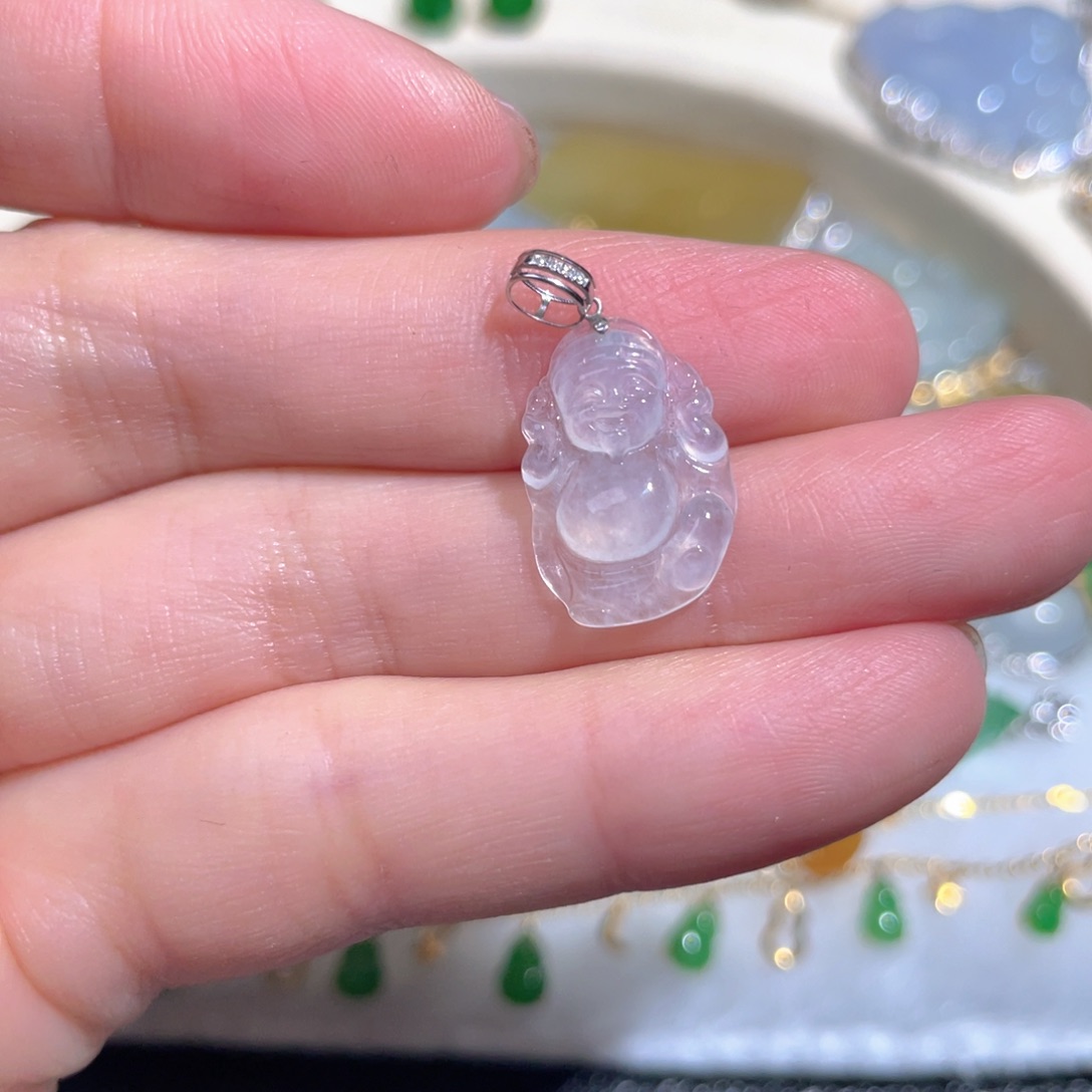 翡翠颈饰18K金镶嵌翡翠