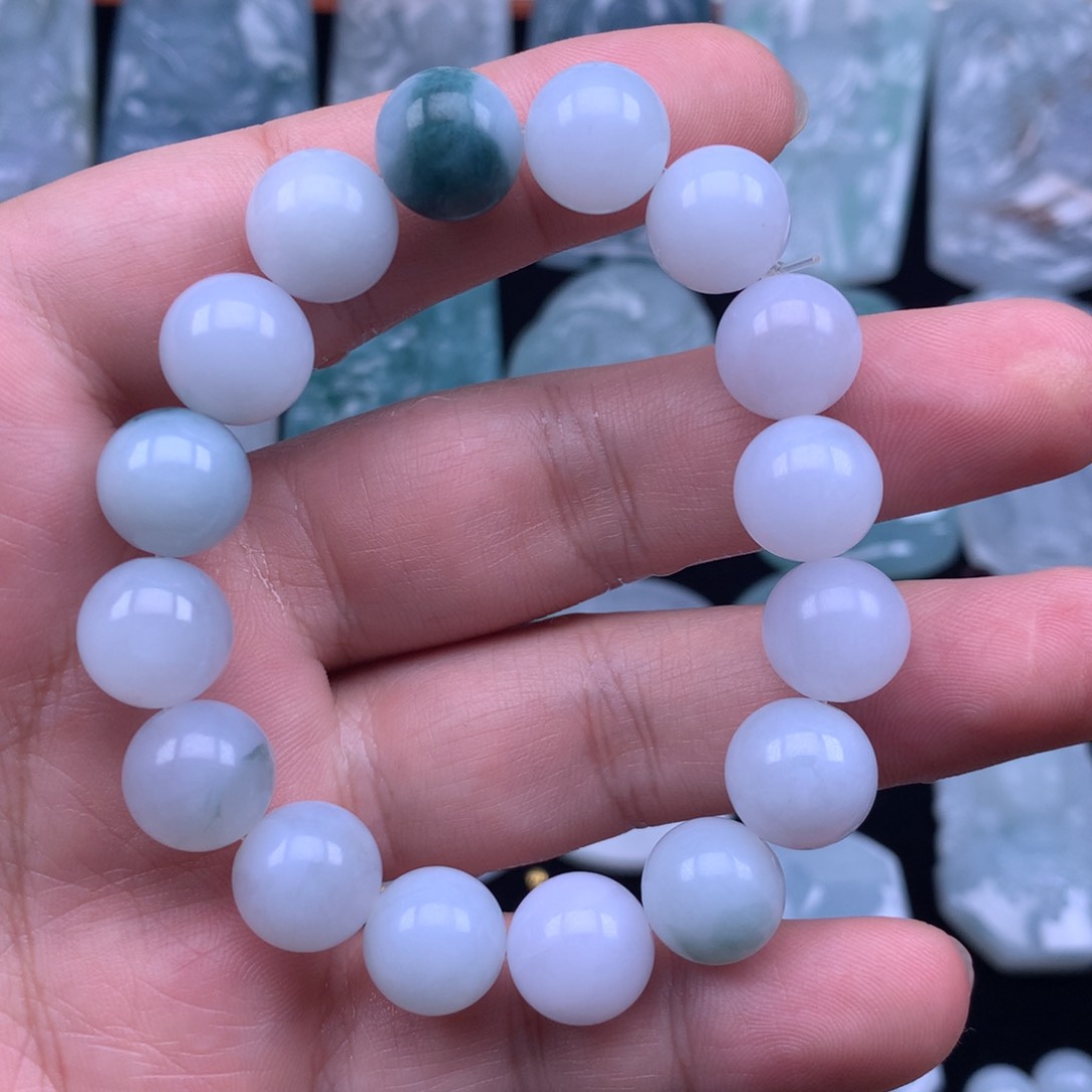 翡翠颈饰未镶嵌翡翠9999