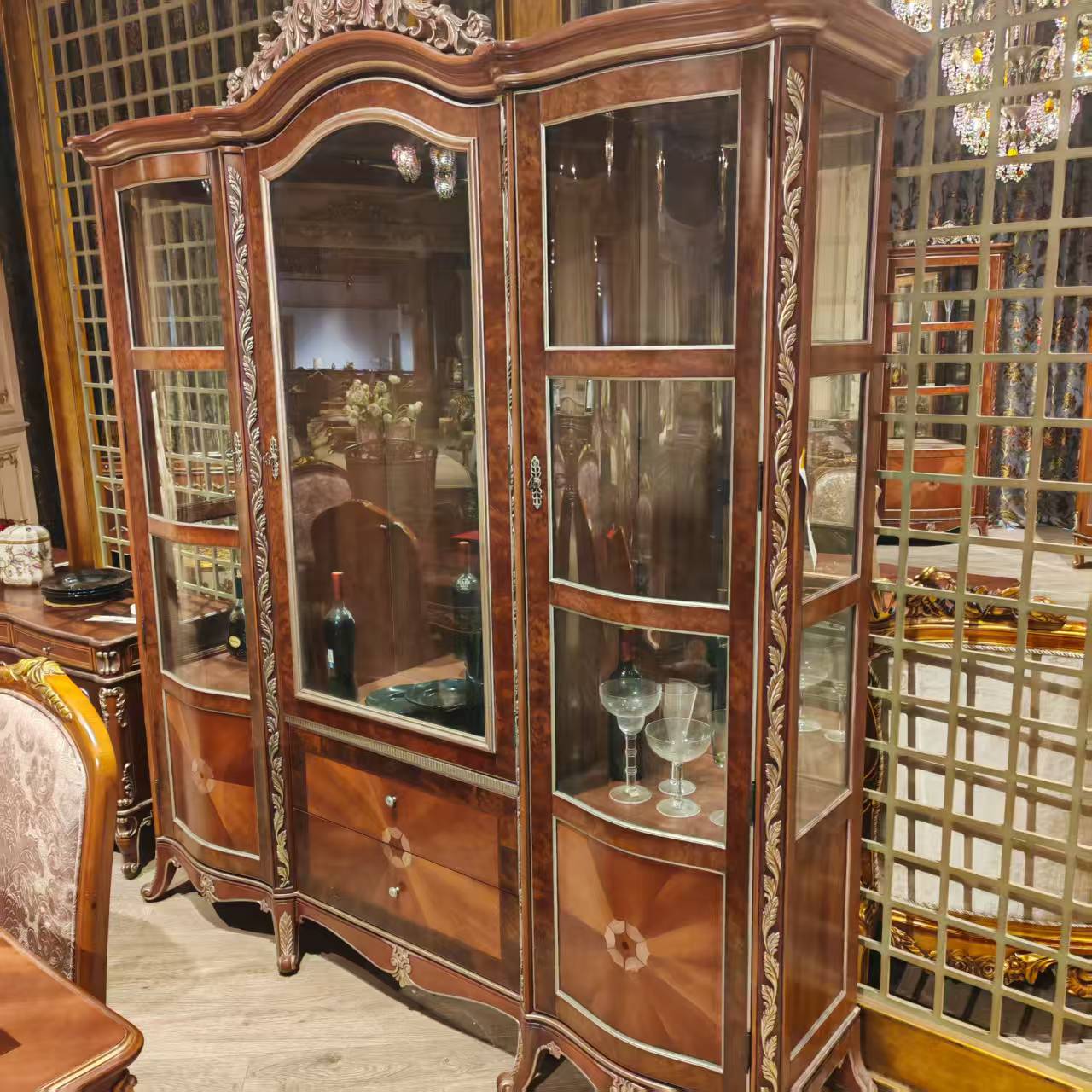 欧式古典风大容量储物柜高奢三门酒柜1900*450*2060H