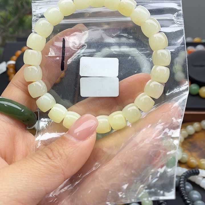 和田玉（糖玉）未镶嵌手串
