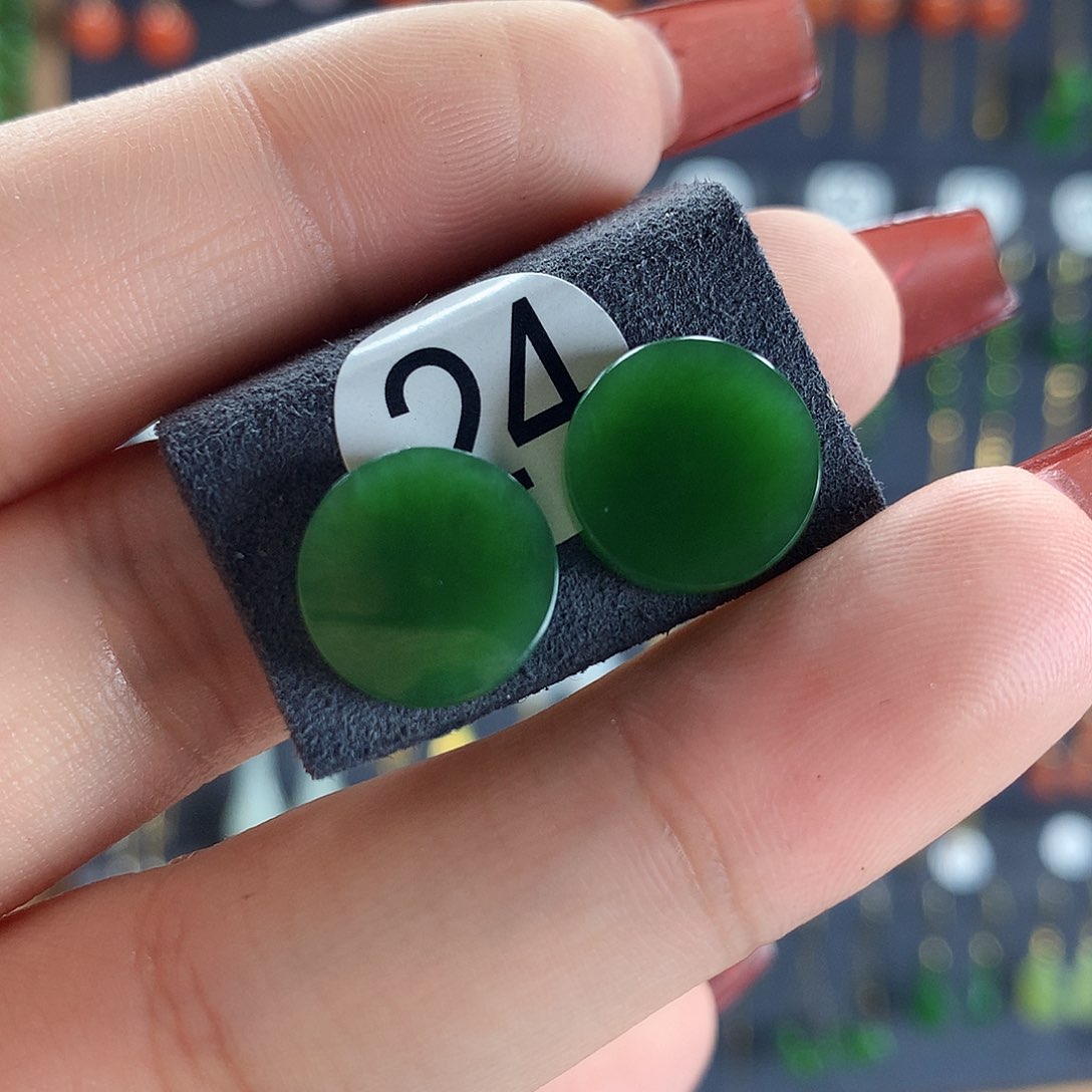 和田玉耳饰18K金镶嵌24