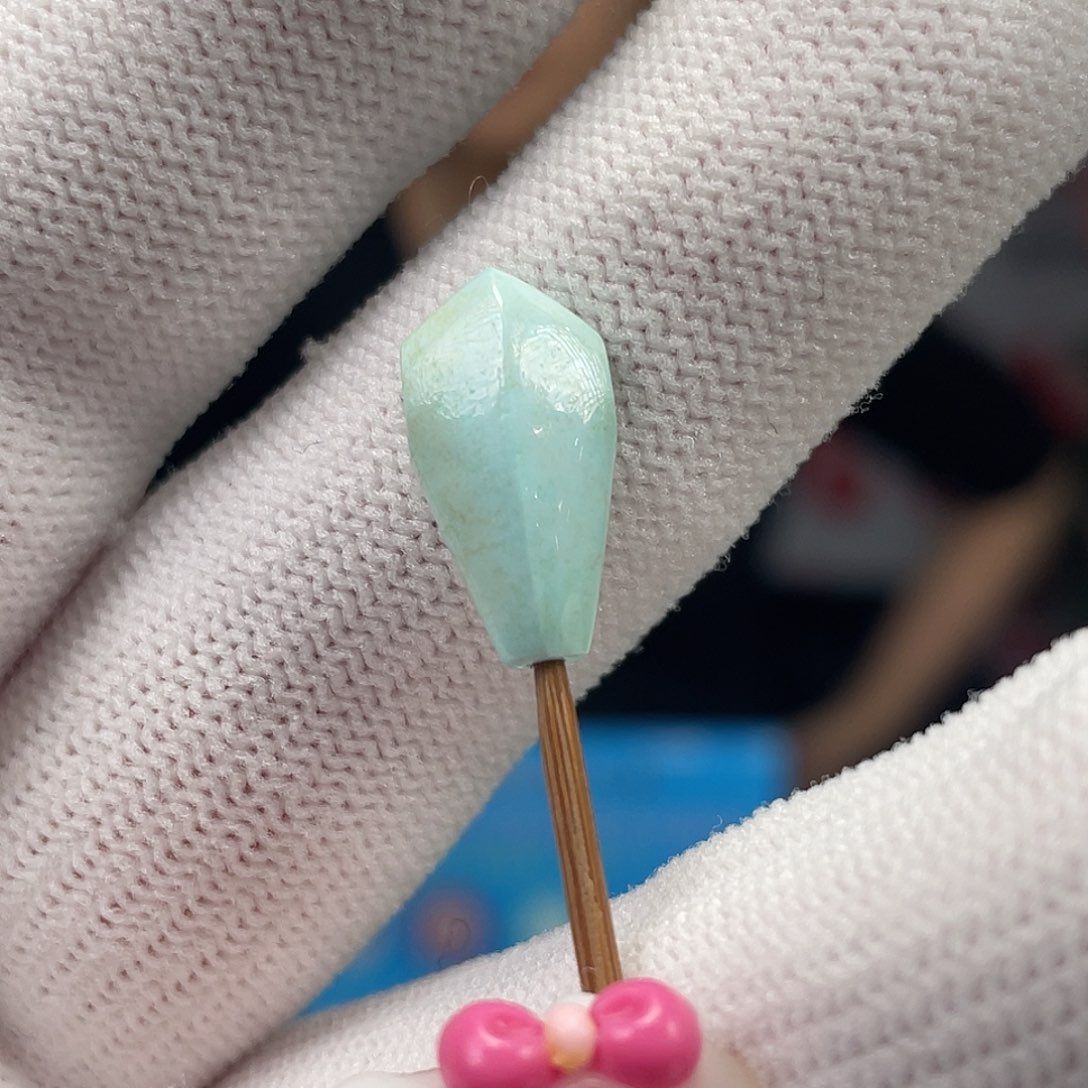 绿松石未镶嵌挂件