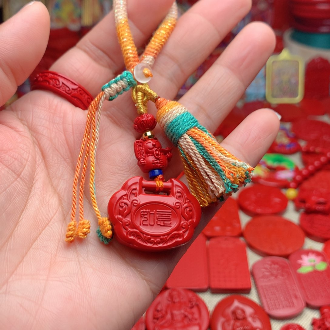 天然辰砂工艺品朱砂钥匙扣包包挂