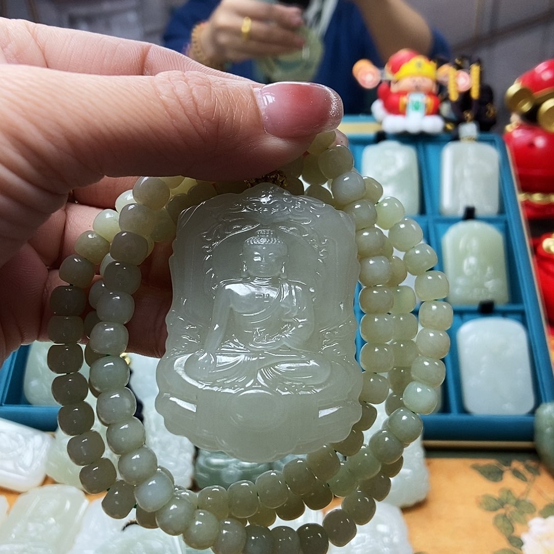 和田玉颈饰未镶嵌我****