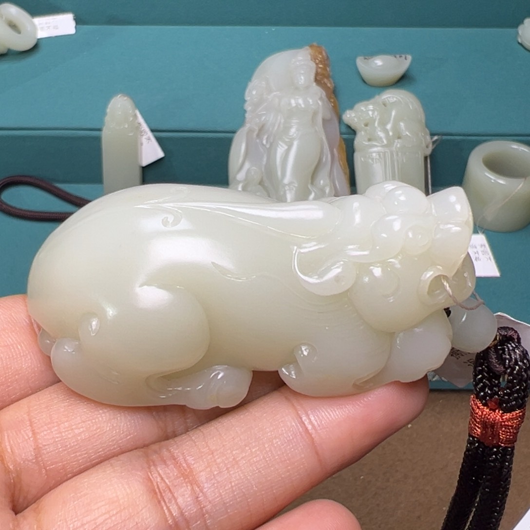 和田玉颈饰未镶嵌E*n