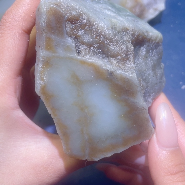 和田玉未镶嵌珠宝半成品