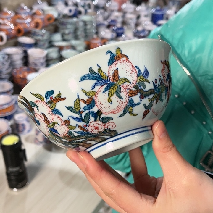 瓷片////////直径15厘米。绿。