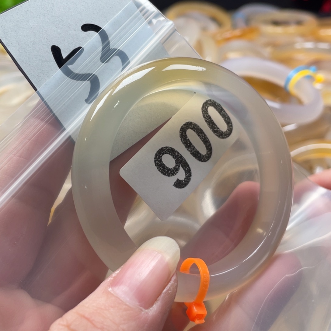 玛瑙/玉髓未镶嵌手镯