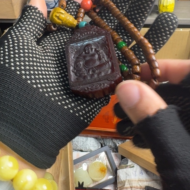 砖雕瓷器工艺品摆件等