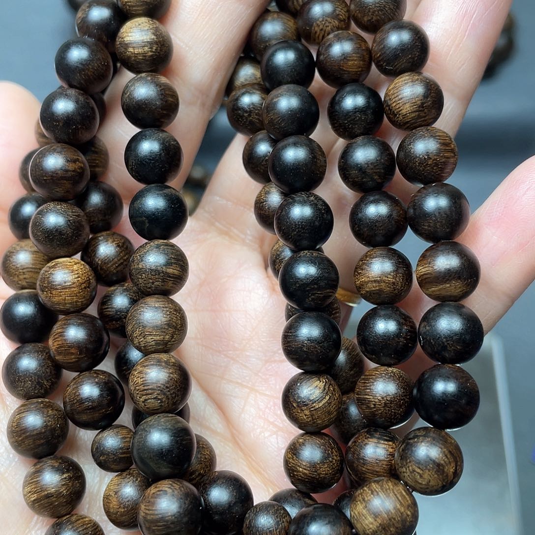 沉香手串常*白棋瘤疤0.8