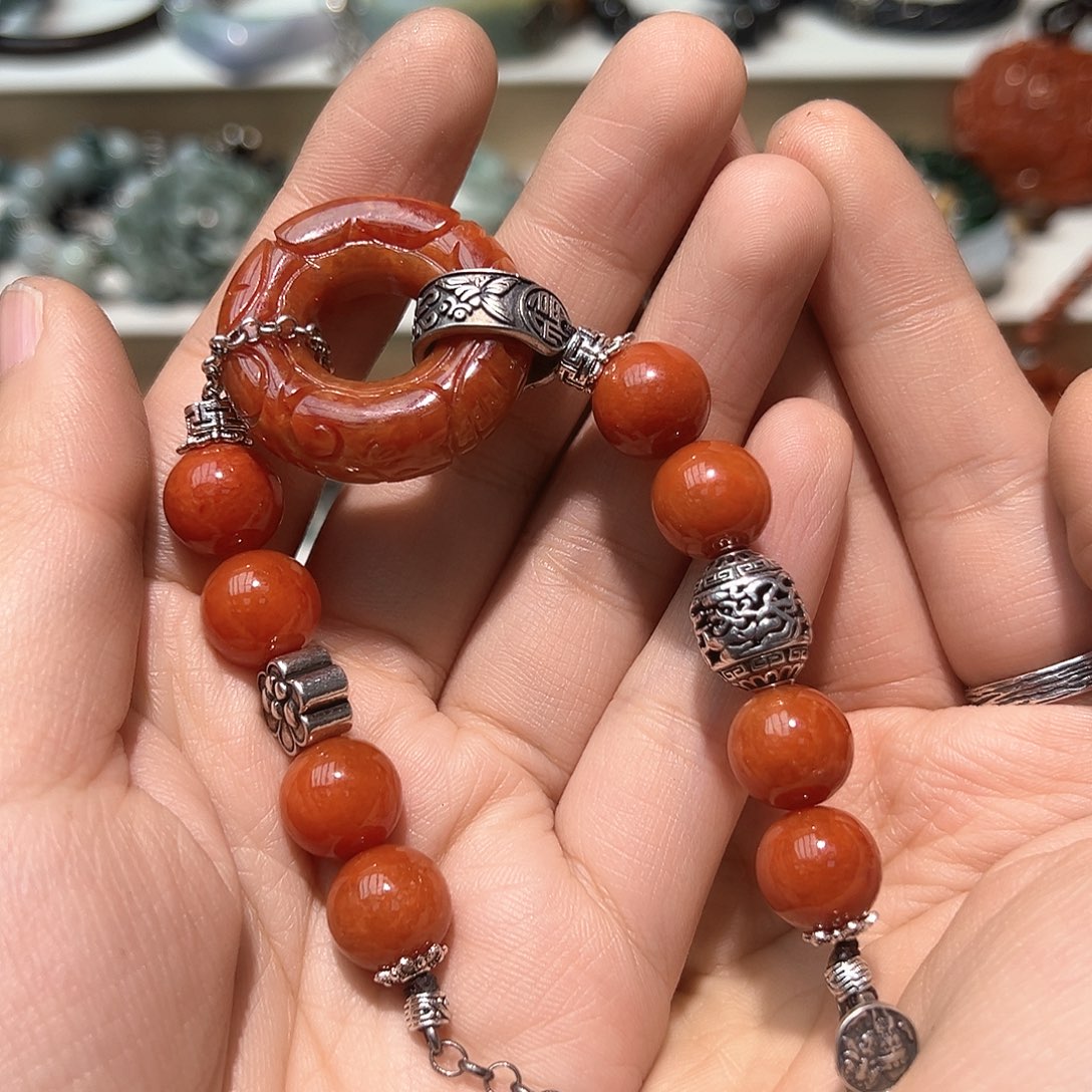 翡翠手链未镶嵌涩*郎