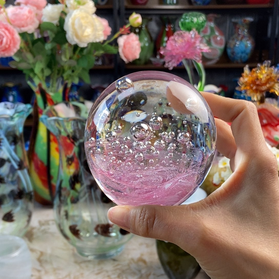 琉璃手工艺品瑕疵多