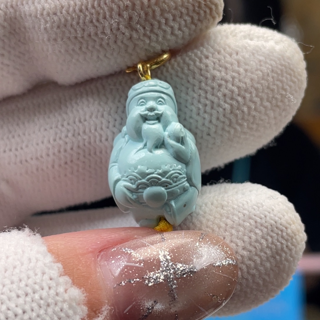 绿松石未镶嵌挂件