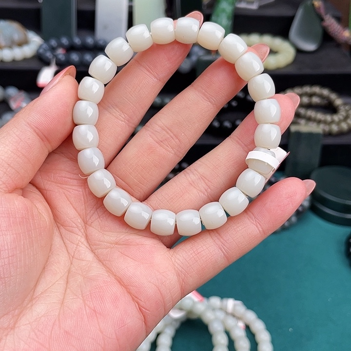 和田玉未镶嵌手链新疆且末白玉卡9