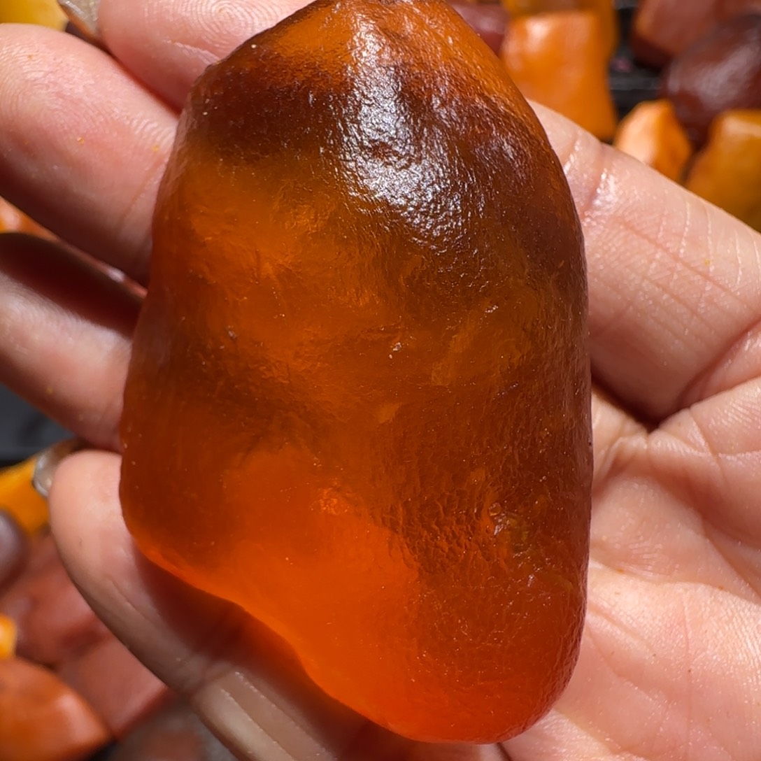 定制琥珀未镶嵌专属定制