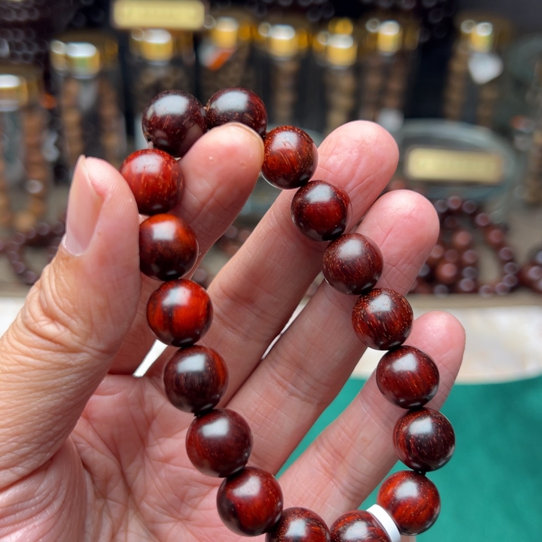 手串/手链檀香紫檀（小叶紫檀）1.2原汁原味牛毛纹