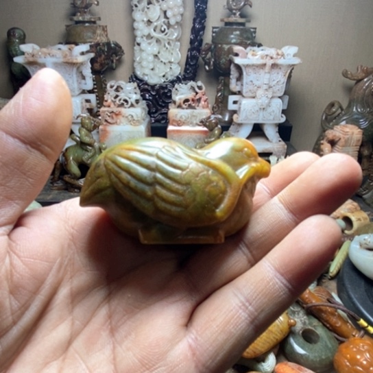 未镶嵌和田玉摆件