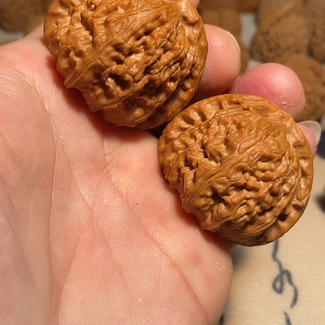 流***亨吊坠文玩核桃白狮子