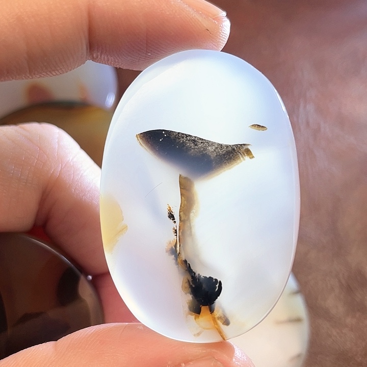 玛瑙/玉髓颈饰未镶嵌小*啊