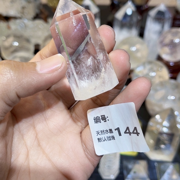 水晶摆件未镶嵌六棱柱