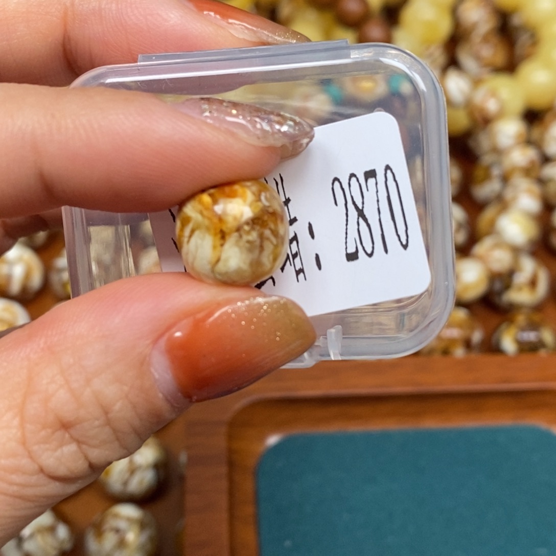 把件猴头核桃沁色圆珠老型2870