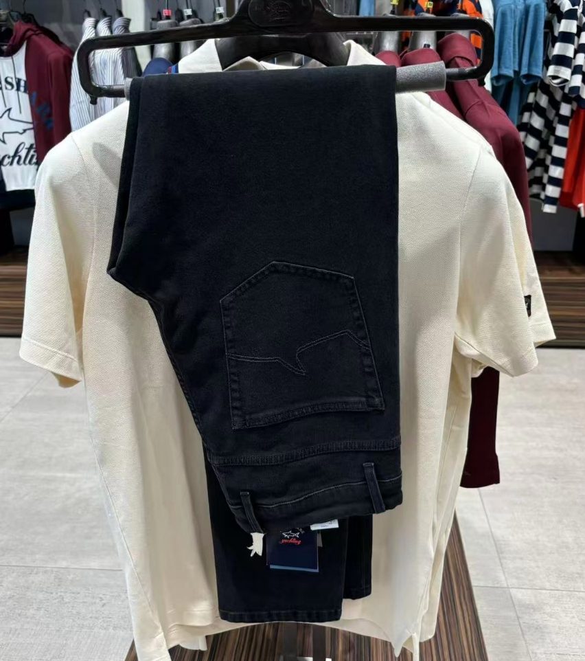保鲨 不退换  黑色牛仔裤 下单联系客服