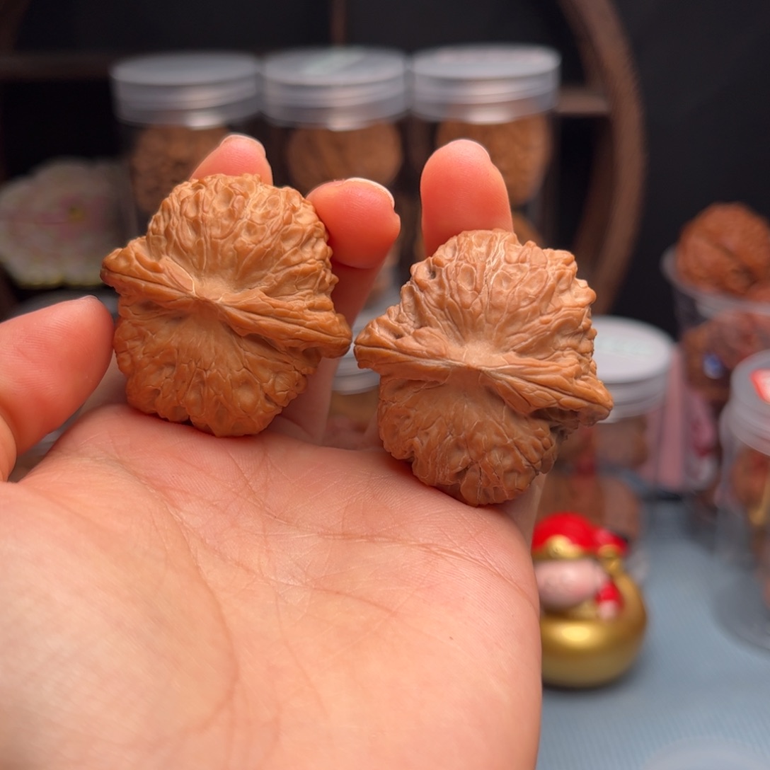 把件文玩核桃 血麒麟  39 