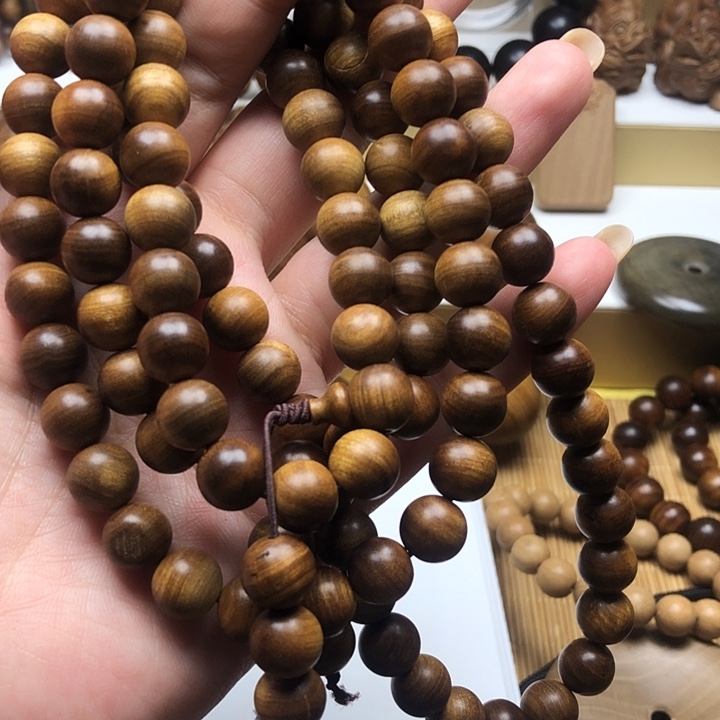 老山檀香10多圈瑕疵