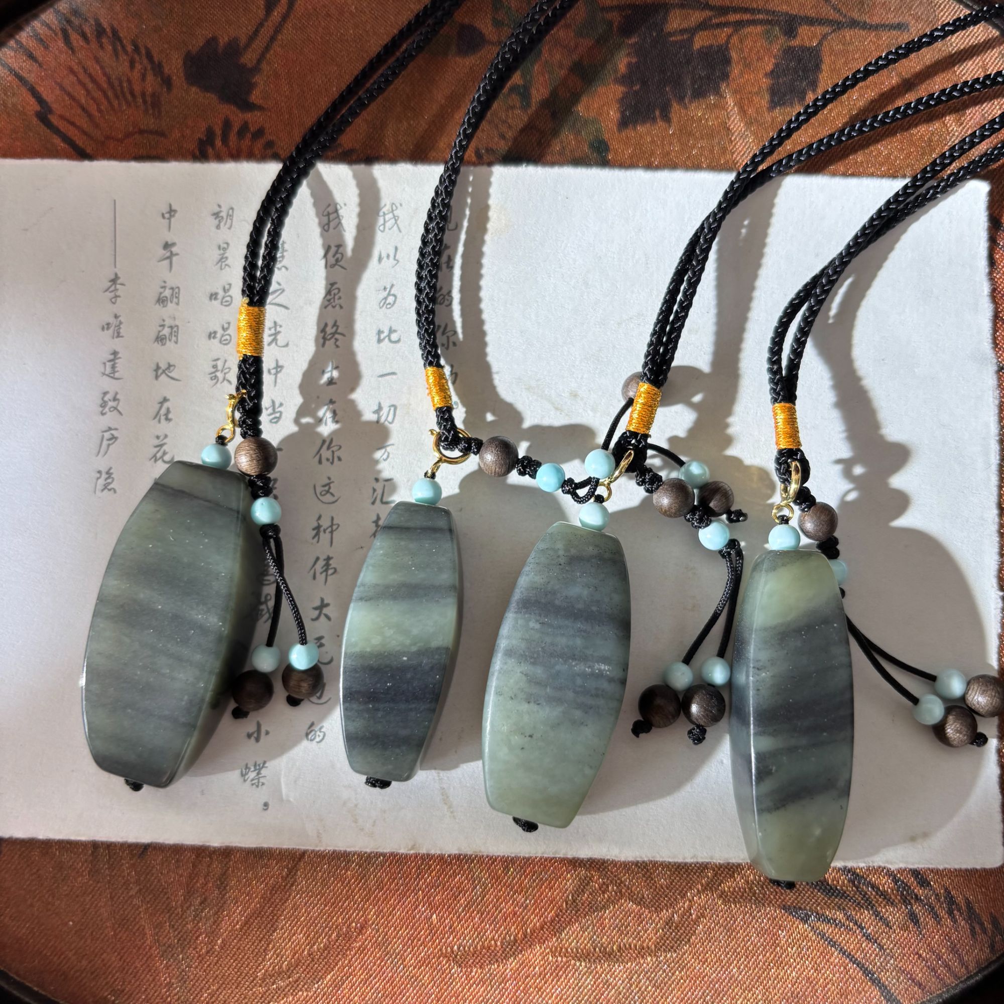 D69【金菀菀】和田玉青花银S925镶嵌吊坠项链（多样性发货其一）