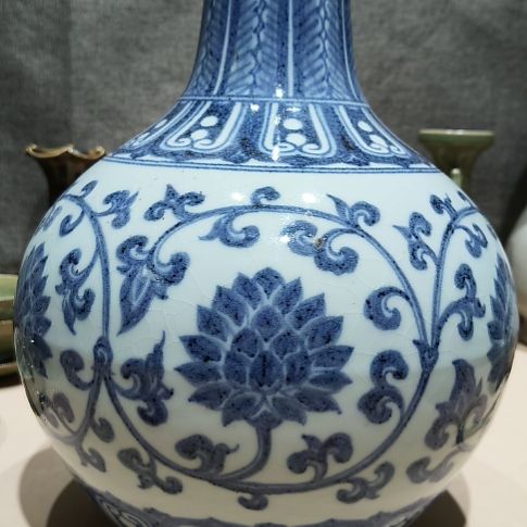 可***了青花大的天球瓶一个