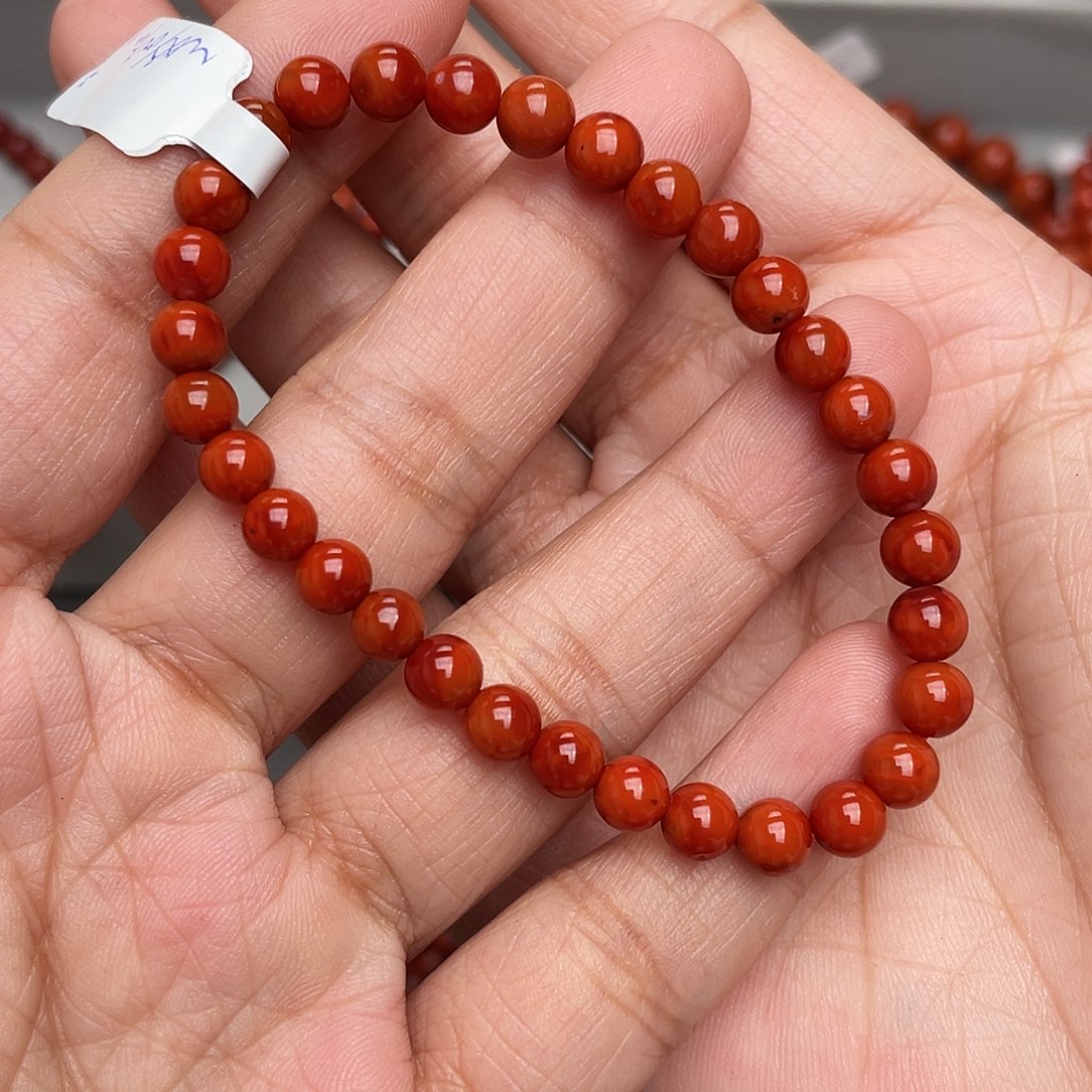 南红玛瑙吊坠未镶嵌