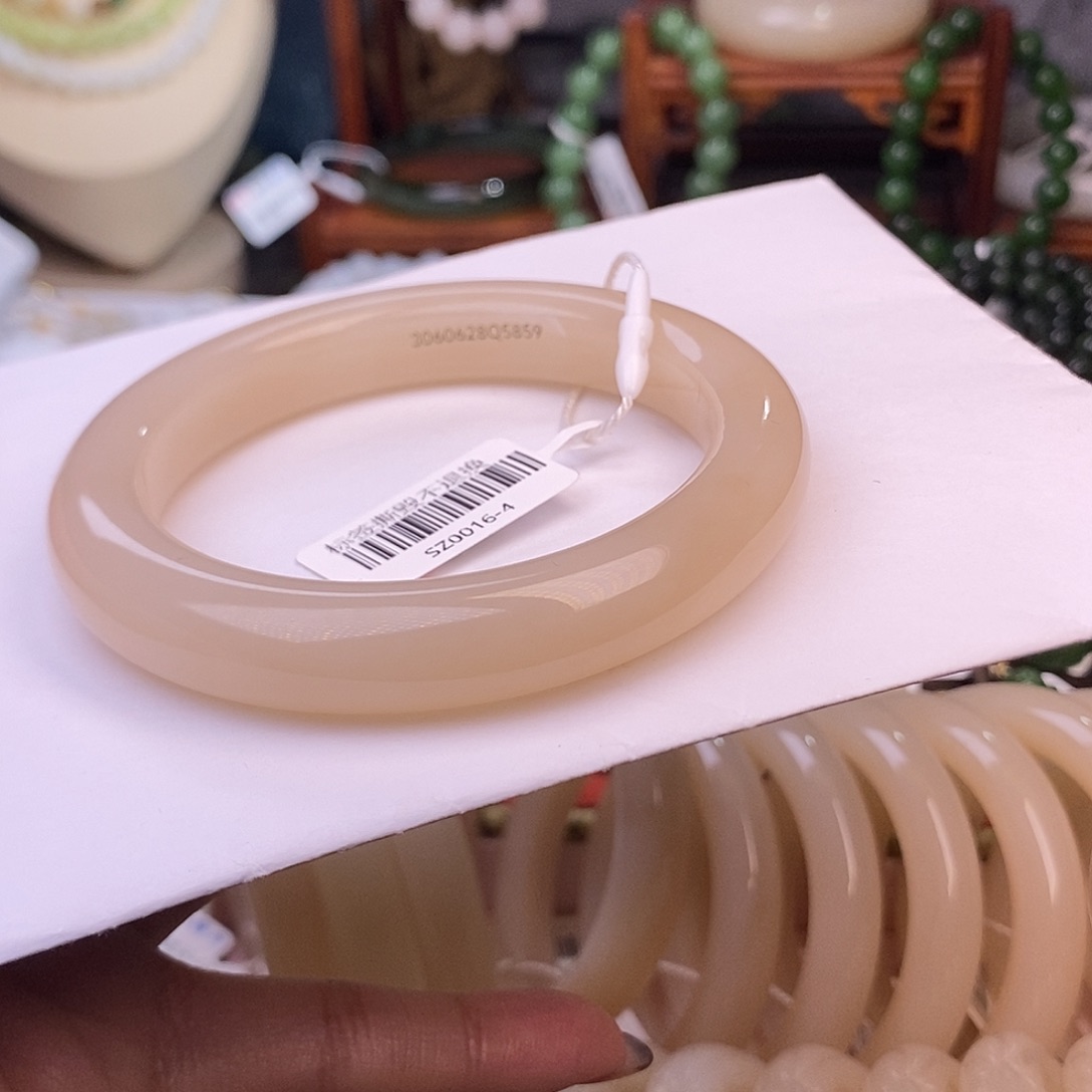 和田玉毕业级老矿料油膏料浓红粉手镯59未镶嵌